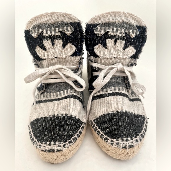 Chanel striped toile “cc” high top espadrilles - Picture 2 of 11